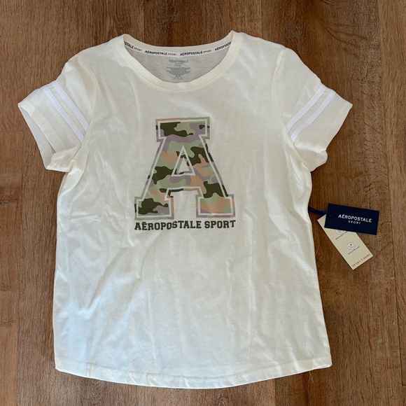 Aeropostale Tops - Aeropostale Sport Camo Logo Crème Tee Women’s Large NWT